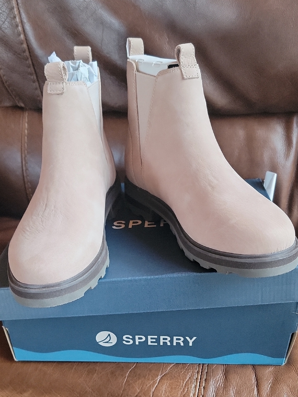 Sperry Women's Beige Chelsea Lug Ankle Boots Size 10 NWT